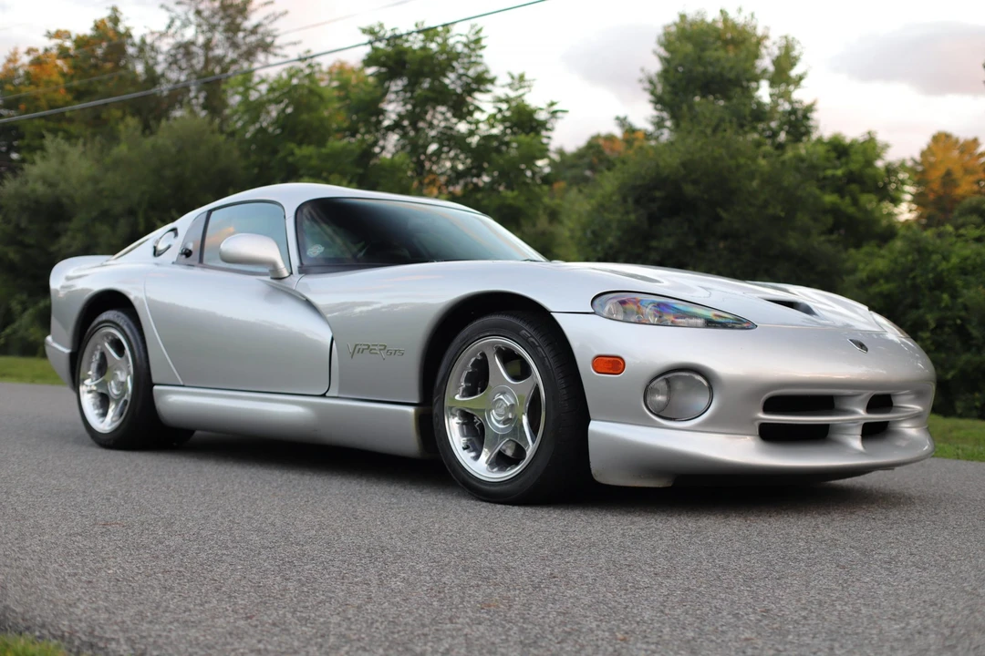 1998 Dodge Viper GTS 2nd Gen - Image 9 of 31