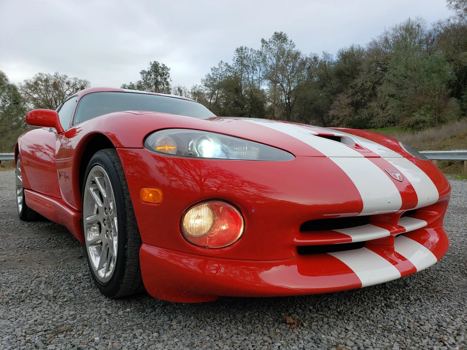 1998 Dodge Viper GTS 2nd Gen - Image 20 of 31