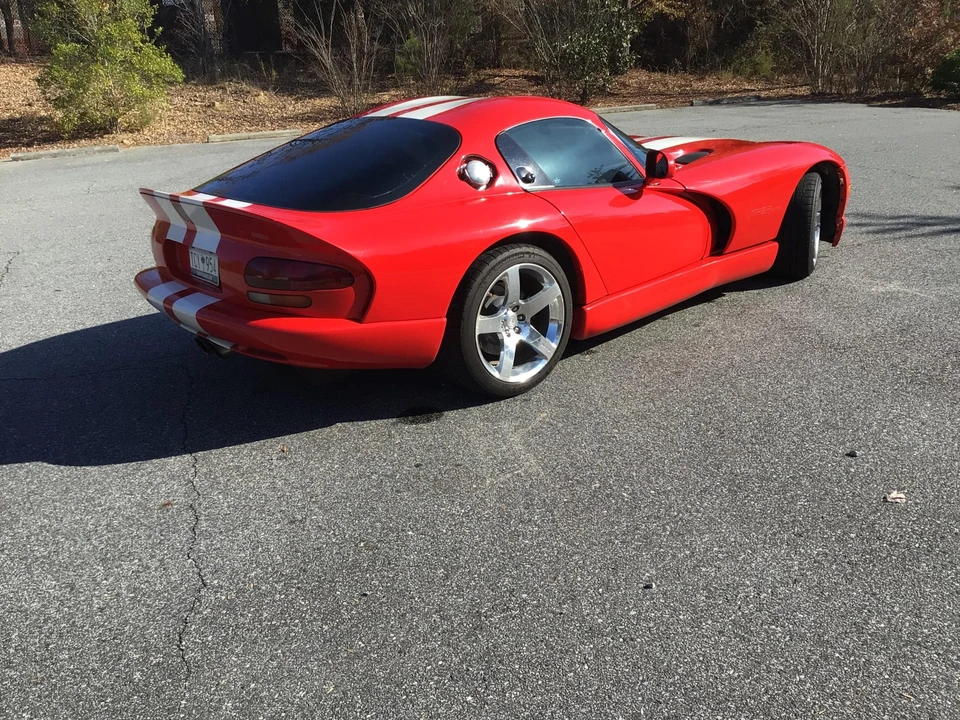 1998 Dodge Viper GTS 2nd Gen - Image 12 of 31