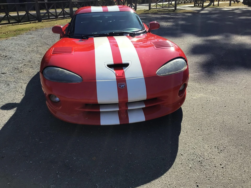 1998 Dodge Viper GTS 2nd Gen - Image 16 of 31