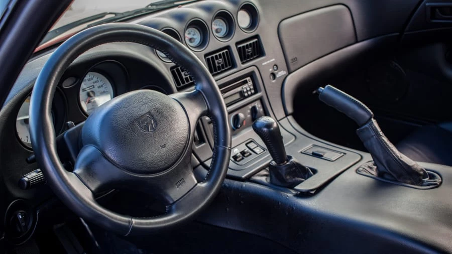 1998 Dodge Viper GTS 2nd Gen - Image 2 of 5