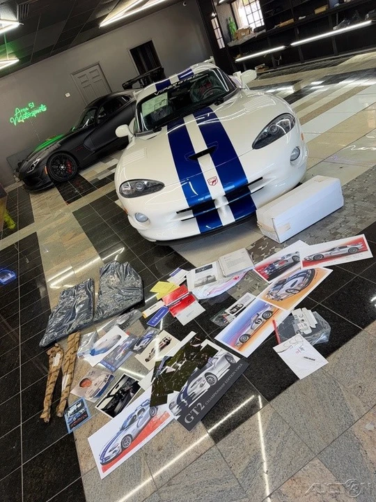 1998 Dodge Viper GTS 2nd Gen - Image 5 of 12