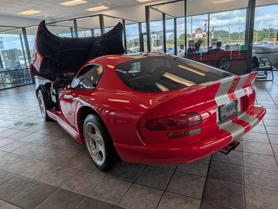 1998 Dodge Viper GTS 2nd Gen - Image 4 of 18