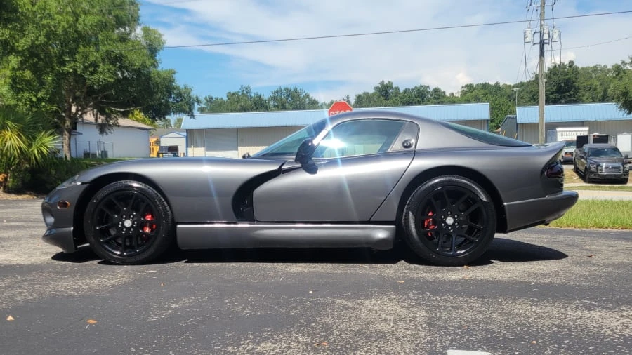 1998 Dodge Viper GTS 2nd Gen - Image 11 of 23