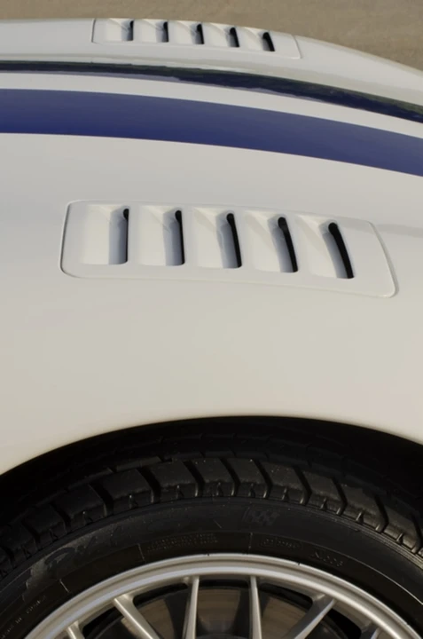 1998 Dodge Viper GTS 2nd Gen - Image 11 of 12