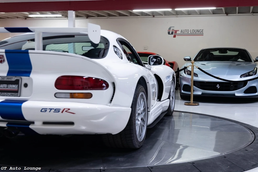 1998 Dodge Viper GTS 2nd Gen - Image 16 of 31