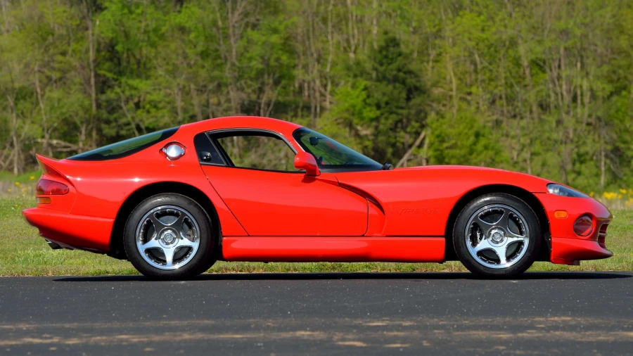 1998 Dodge Viper GTS 2nd Gen - Image 2 of 31