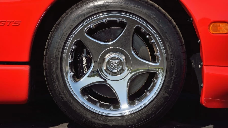1998 Dodge Viper GTS 2nd Gen - Image 15 of 31