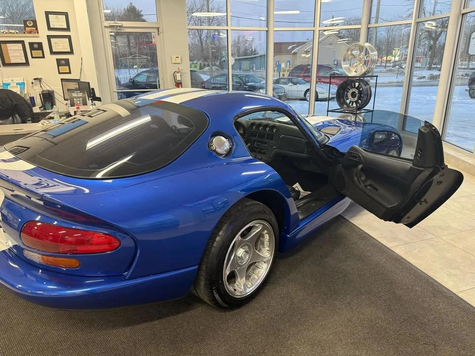 1998 Dodge Viper GTS 2nd Gen - Image 8 of 20
