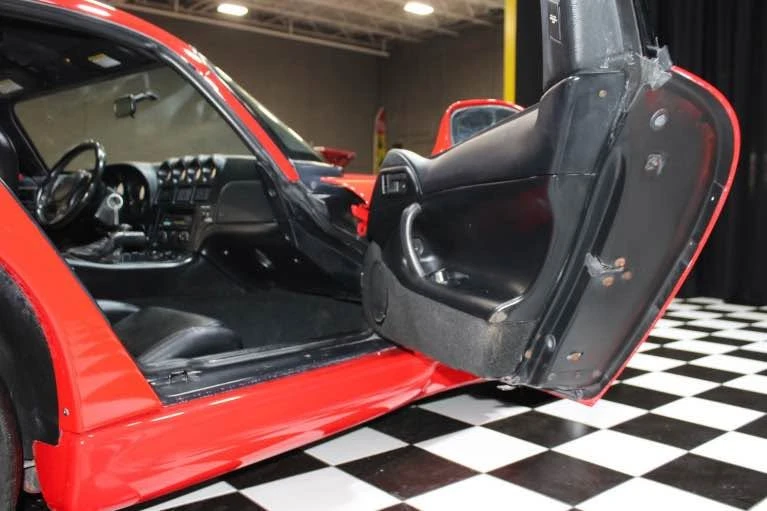 1998 Dodge Viper GTS 2nd Gen - Image 4 of 5