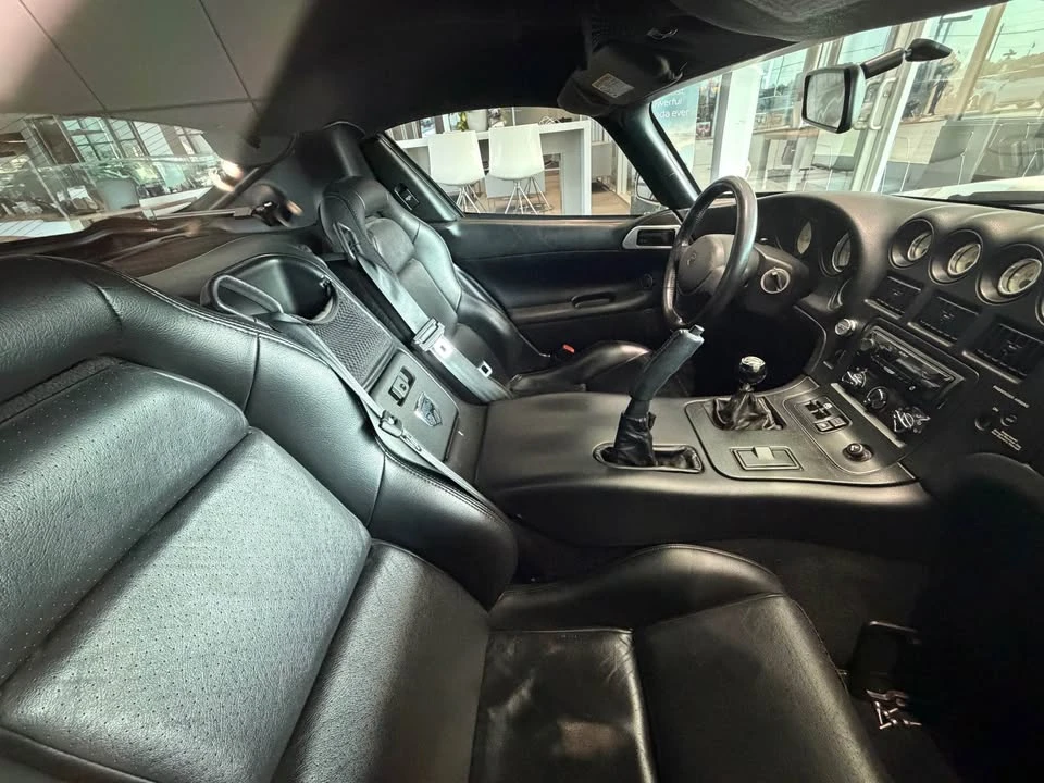 1998 Dodge Viper GTS 2nd Gen - Image 5 of 6