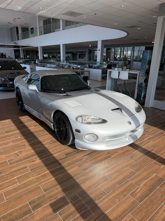 1998 Dodge Viper GTS 2nd Gen - Image 6 of 6