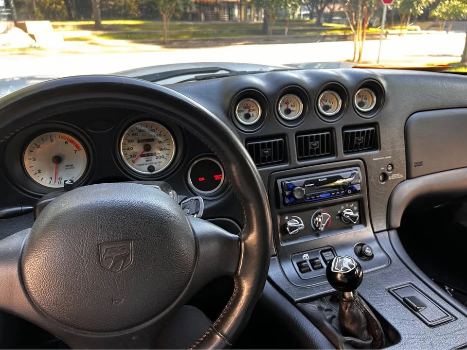 1998 Dodge Viper GTS 2nd Gen - Image 11 of 11