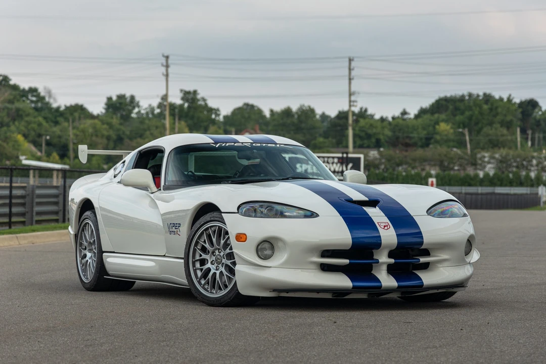 1998 Dodge Viper GTS 2nd Gen - Image 12 of 31