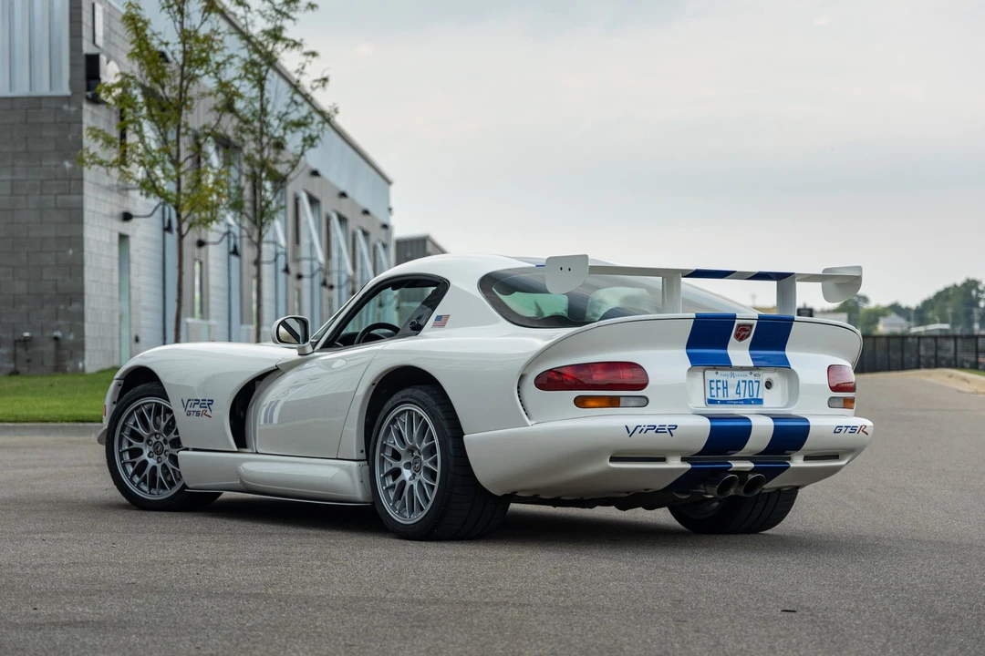 1998 Dodge Viper GTS 2nd Gen - Image 5 of 31
