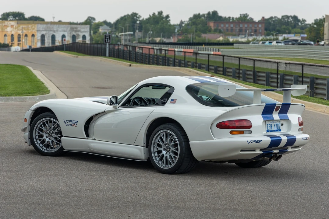 1998 Dodge Viper GTS 2nd Gen - Image 4 of 31