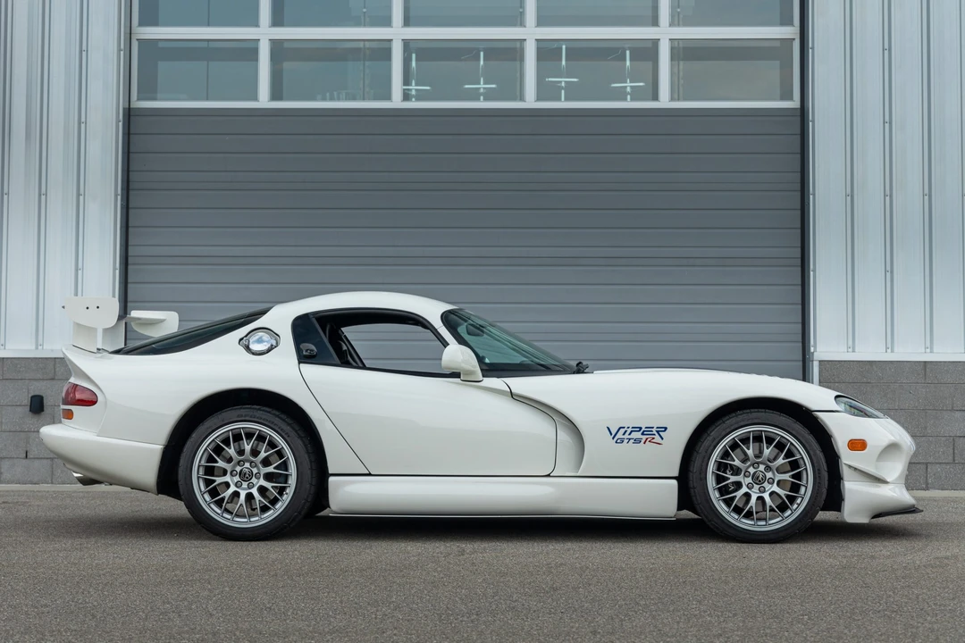 1998 Dodge Viper GTS 2nd Gen - Image 8 of 31
