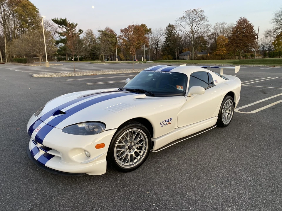 1998 Dodge Viper GTS 2nd Gen - Image 6 of 31