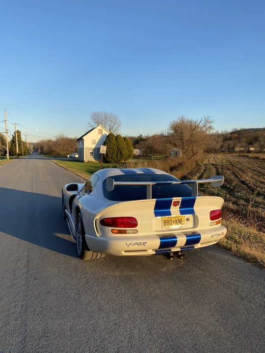 1998 Dodge Viper GTS 2nd Gen - Image 14 of 31