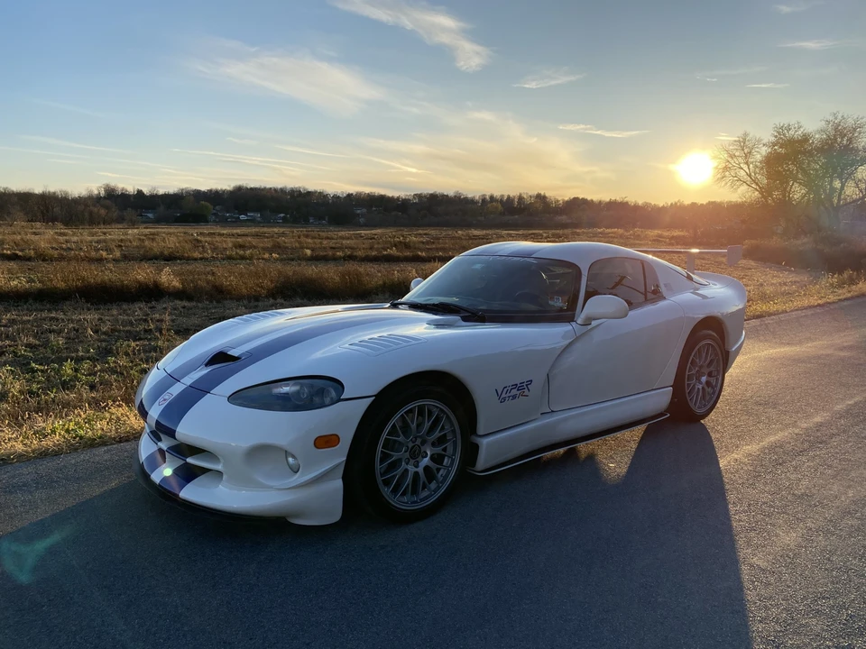 1998 Dodge Viper GTS 2nd Gen - Image 5 of 31