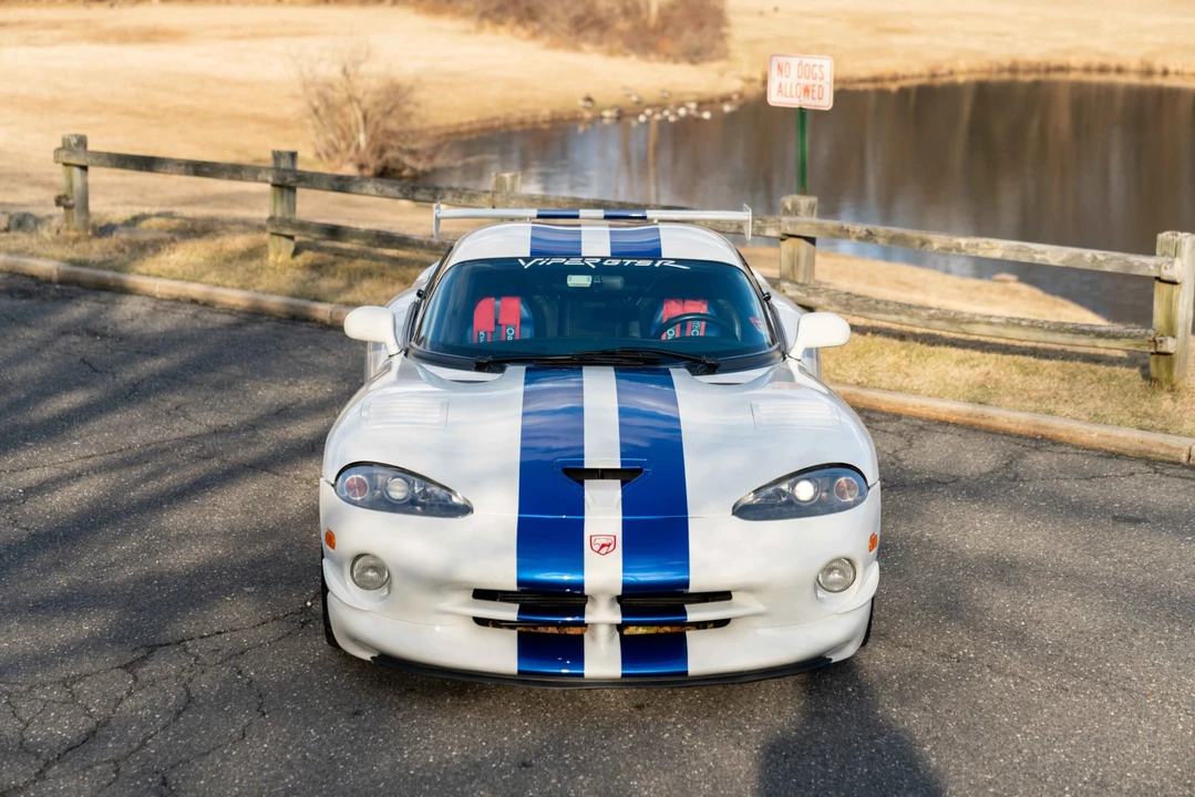 1998 Dodge Viper GTS 2nd Gen - Image 26 of 31
