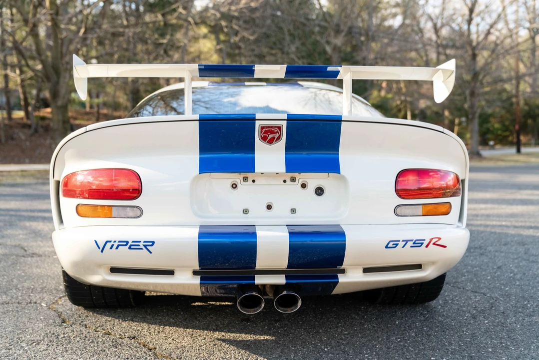 1998 Dodge Viper GTS 2nd Gen - Image 17 of 31