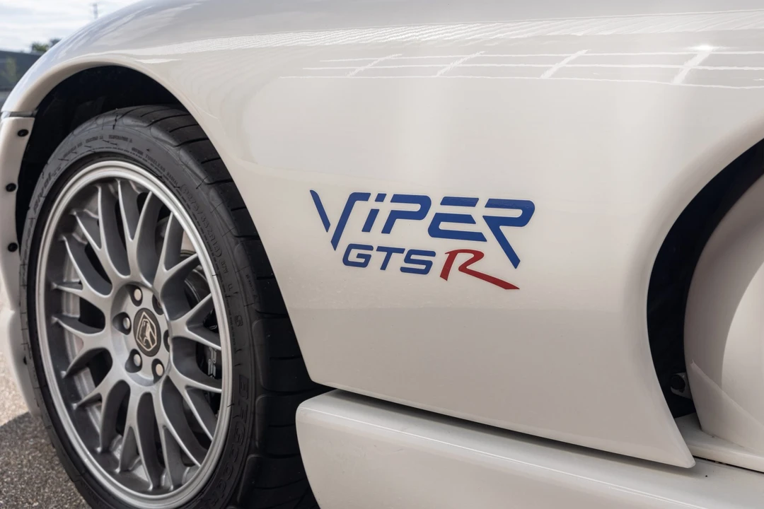 1998 Dodge Viper GTS 2nd Gen - Image 20 of 31