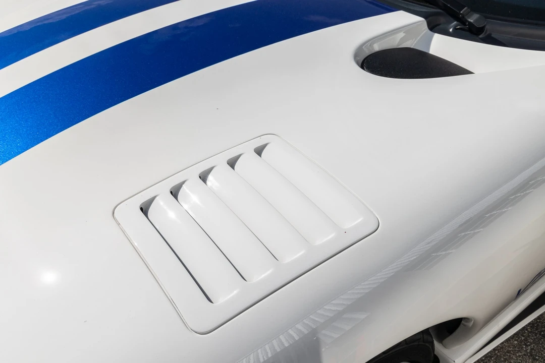 1998 Dodge Viper GTS 2nd Gen - Image 18 of 31