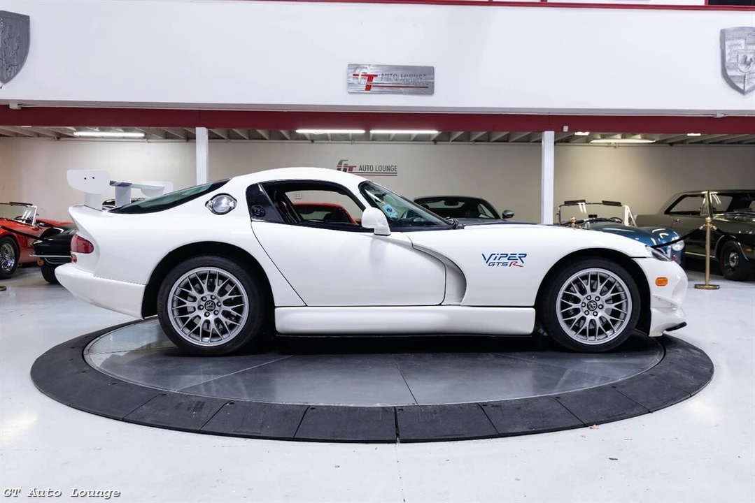 1998 Dodge Viper GTS 2nd Gen - Image 4 of 4