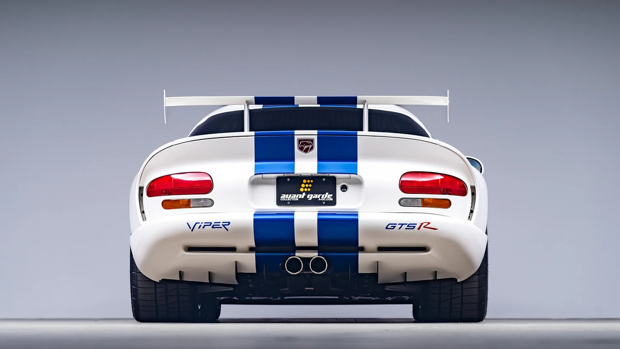 1998 Dodge Viper GTS 2nd Gen - Image 15 of 31