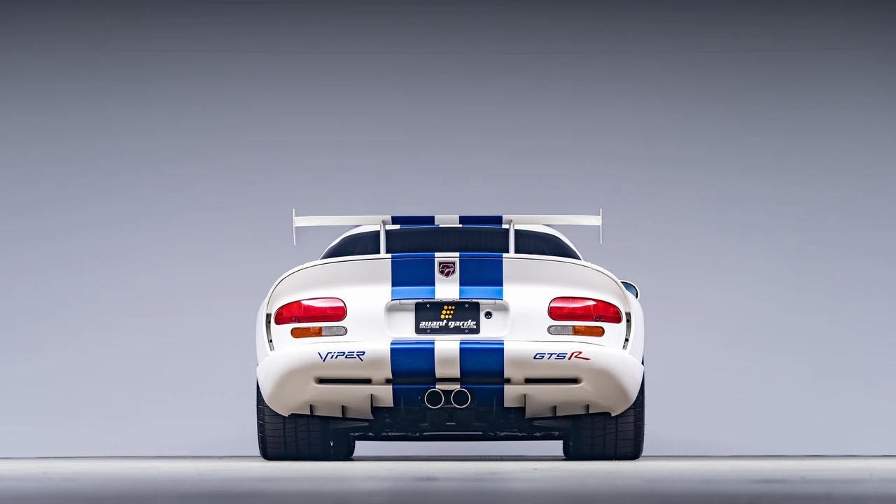 1998 Dodge Viper GTS 2nd Gen - Image 14 of 31