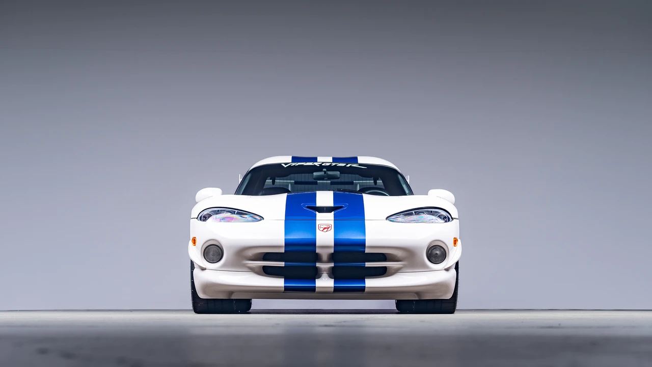 1998 Dodge Viper GTS 2nd Gen - Image 3 of 31