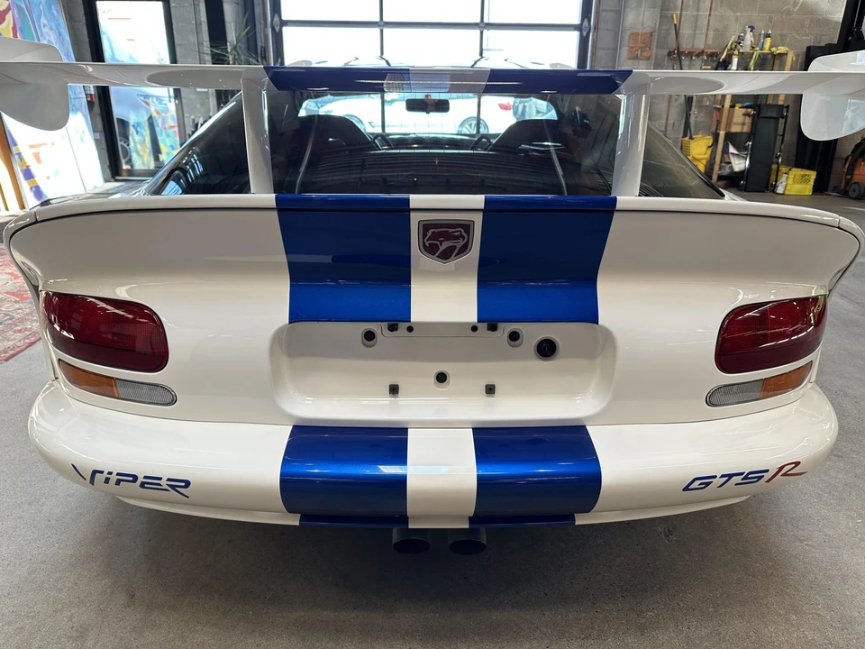 1998 Dodge Viper GTS 2nd Gen - Image 15 of 31