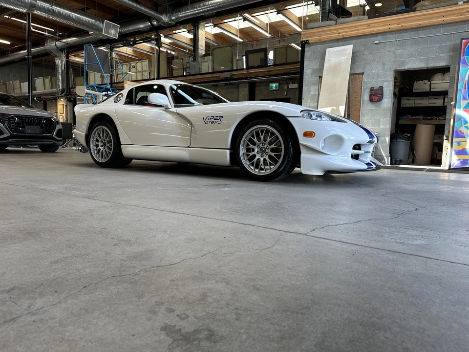 1998 Dodge Viper GTS 2nd Gen - Image 10 of 31