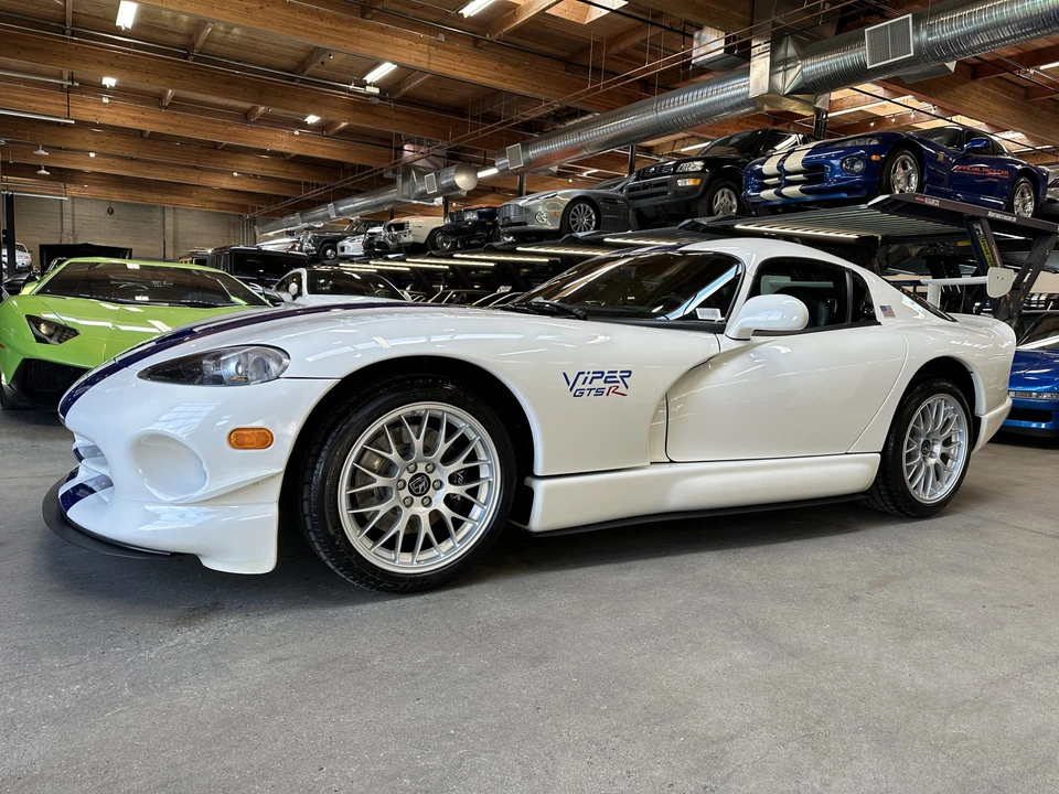 1998 Dodge Viper GTS 2nd Gen - Image 3 of 31