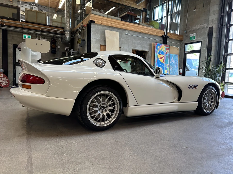 1998 Dodge Viper GTS 2nd Gen - Image 12 of 31
