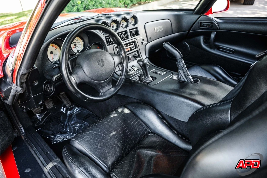 1998 Dodge Viper GTS 2nd Gen - Image 2 of 12