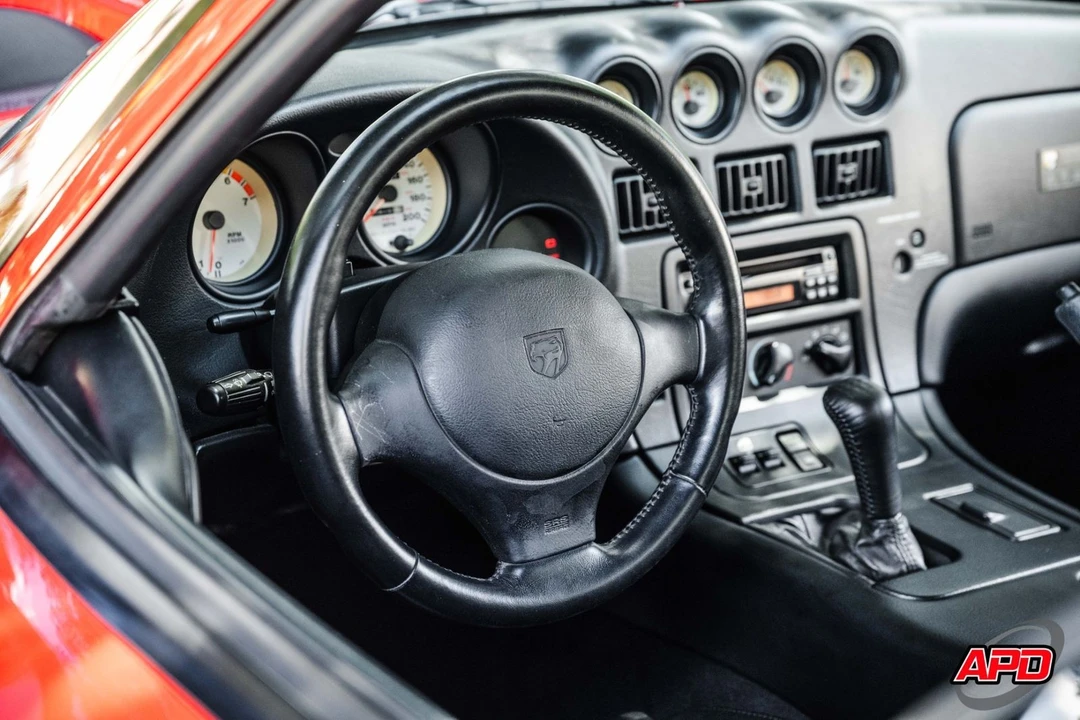 1998 Dodge Viper GTS 2nd Gen - Image 7 of 12