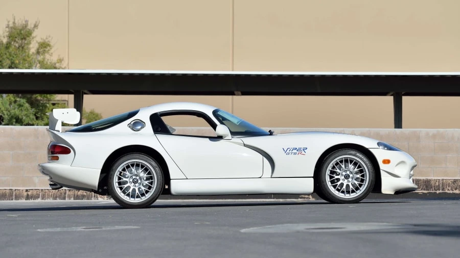 1998 Dodge Viper GTS 2nd Gen - Image 2 of 12
