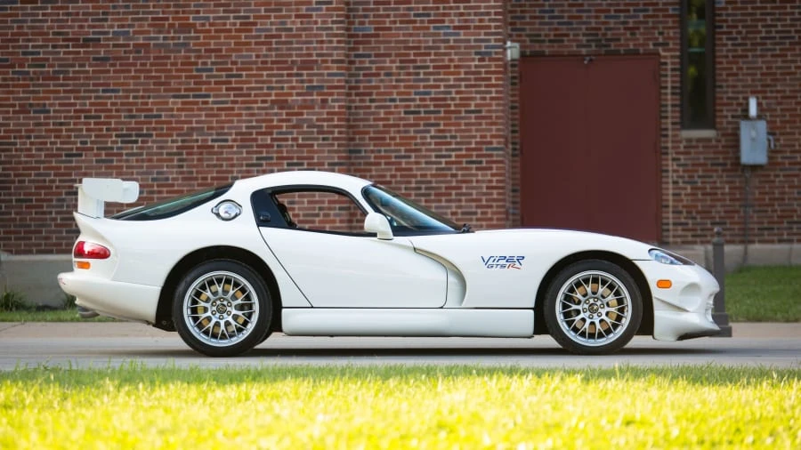 1998 Dodge Viper GTS 2nd Gen - Image 2 of 12