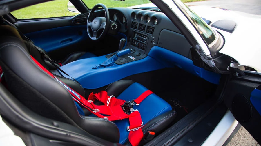 1998 Dodge Viper GTS 2nd Gen - Image 5 of 12