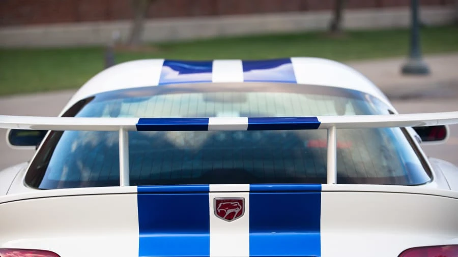1998 Dodge Viper GTS 2nd Gen - Image 9 of 12