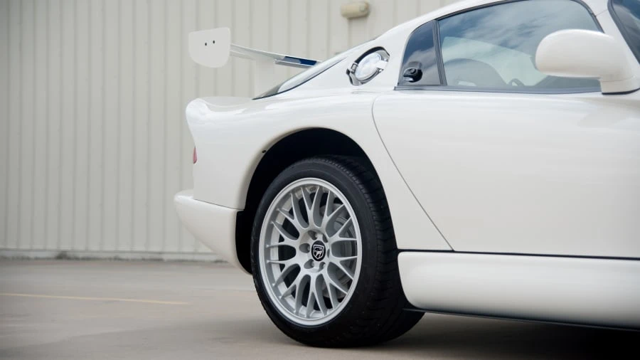 1998 Dodge Viper GTS 2nd Gen - Image 9 of 12