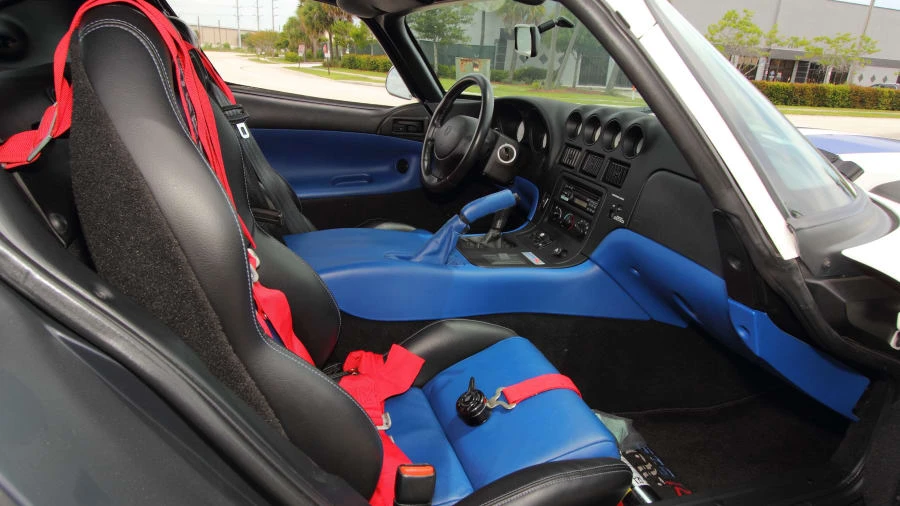 1998 Dodge Viper GTS 2nd Gen - Image 5 of 12