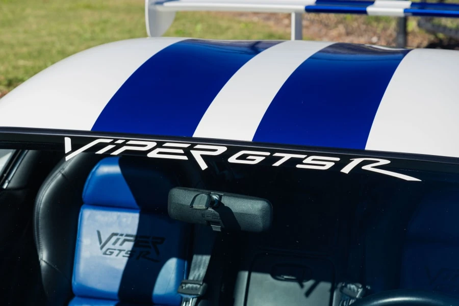1998 Dodge Viper GTS 2nd Gen - Image 16 of 31