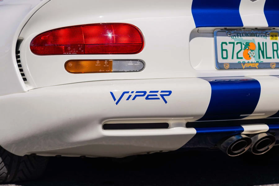 1998 Dodge Viper GTS 2nd Gen - Image 23 of 31