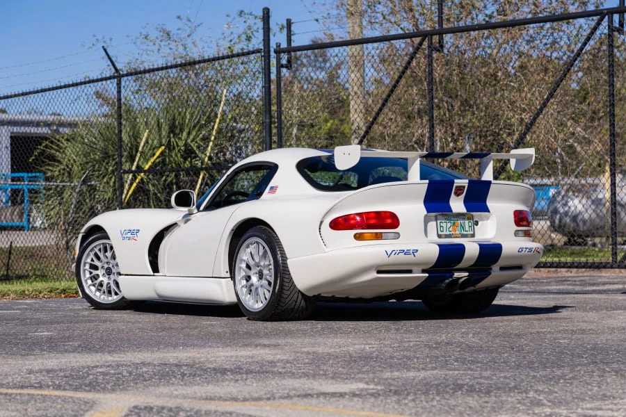 1998 Dodge Viper GTS 2nd Gen - Image 25 of 31
