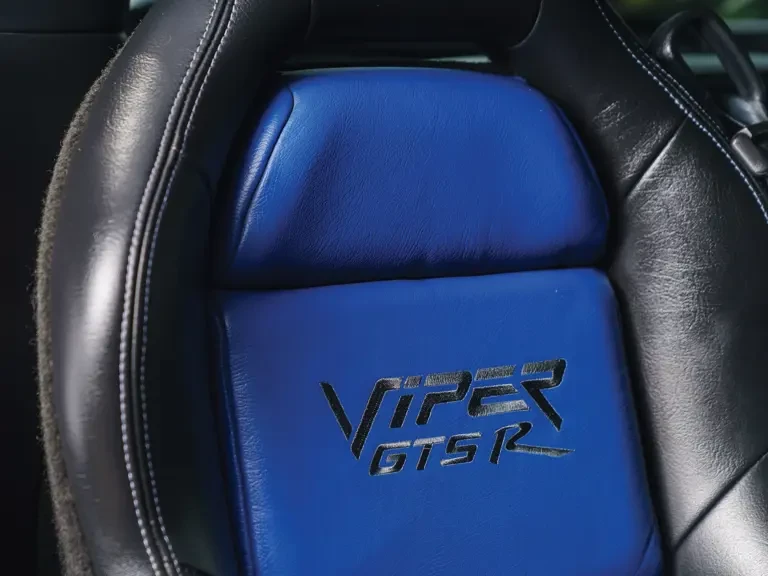 1998 Dodge Viper GTS 2nd Gen - Image 19 of 31