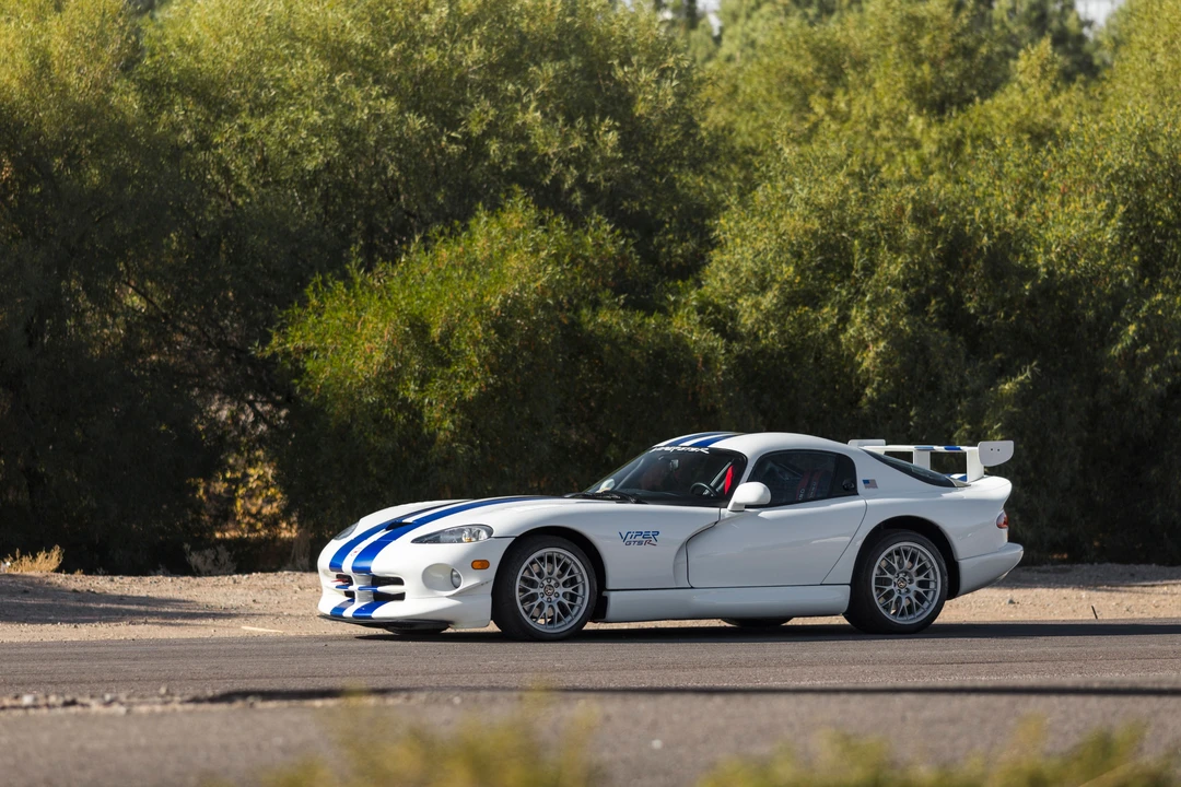 1998 Dodge Viper GTS 2nd Gen - Image 3 of 31