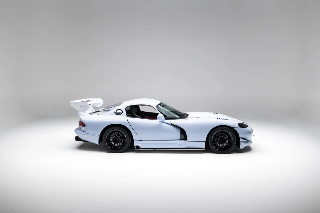 1998 Dodge Viper GTS 2nd Gen - Image 14 of 31